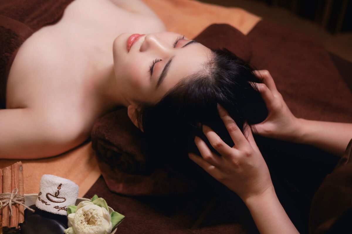Những điều cần chú ý khi thực hiện quy trình gội đầu
